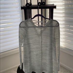 Altar’d State NEW top sz small light gauze like